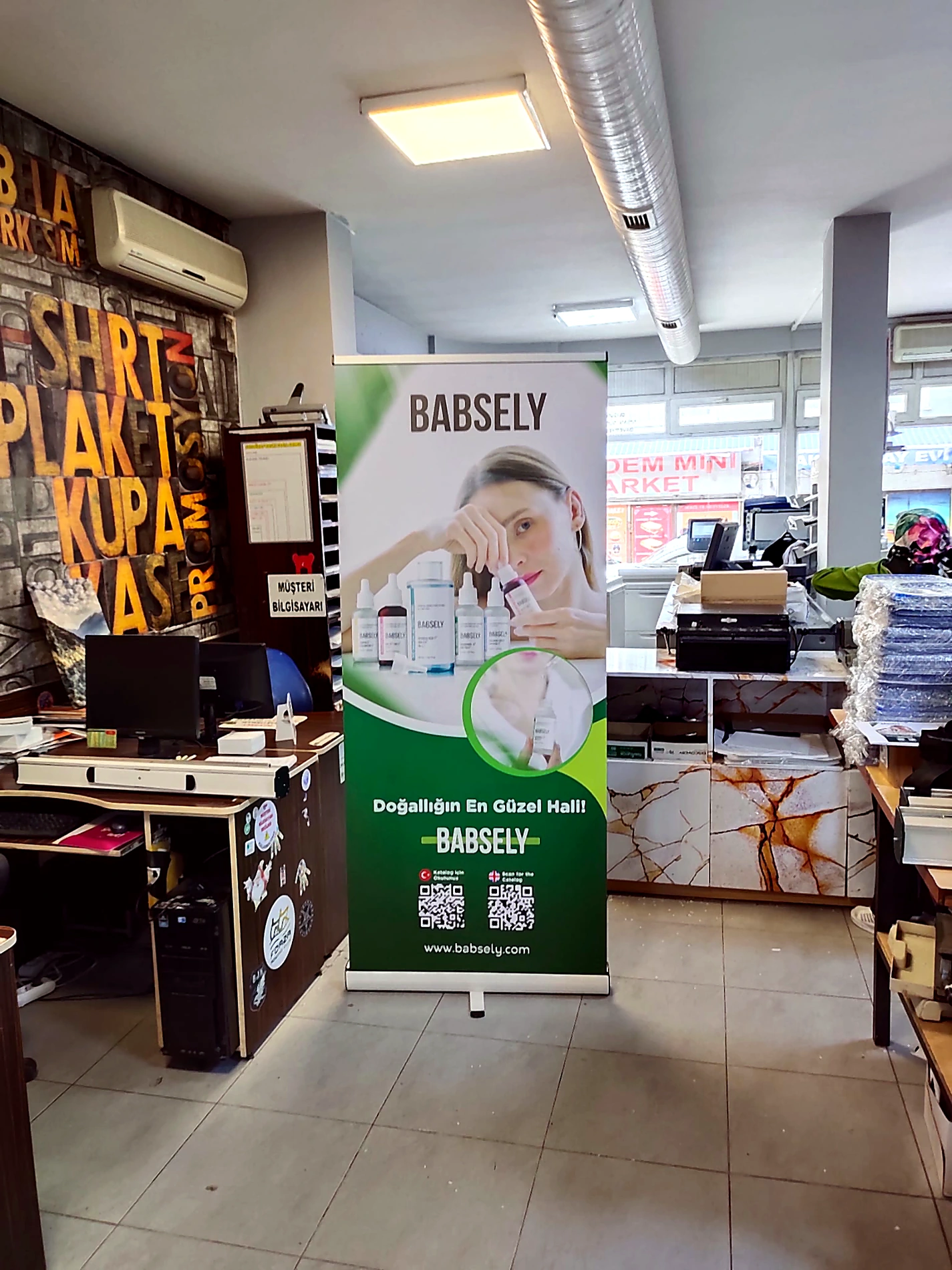 80cm x 200cm Smart Roll-Up Banner